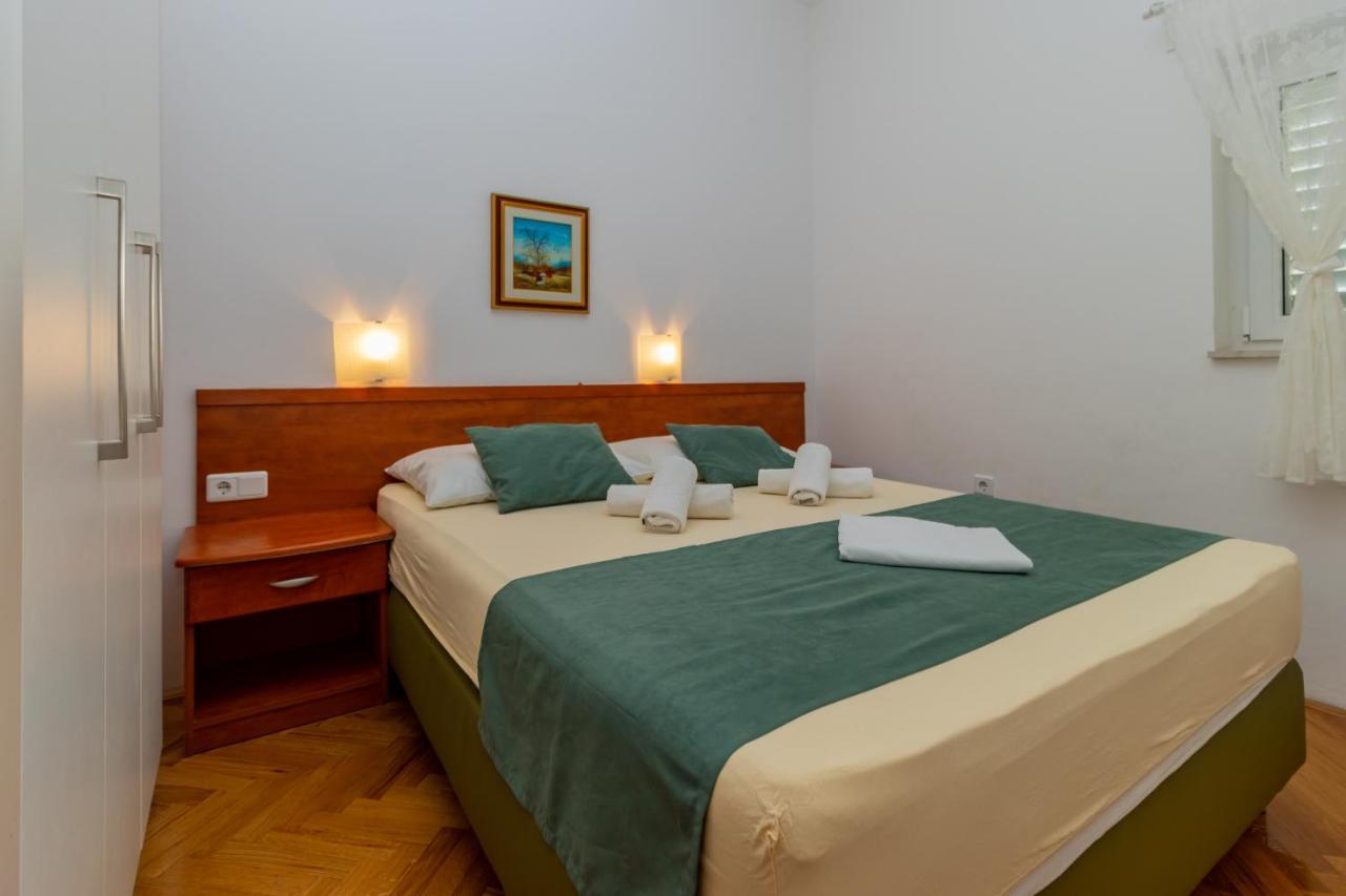 Apartments Villa Mandolina Marusici  Exteriör bild